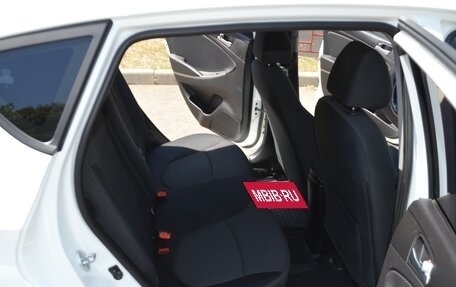 Hyundai Solaris II рестайлинг, 2016 год, 1 200 000 рублей, 12 фотография