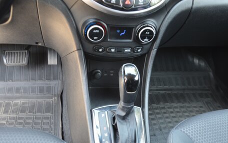 Hyundai Solaris II рестайлинг, 2016 год, 1 200 000 рублей, 19 фотография