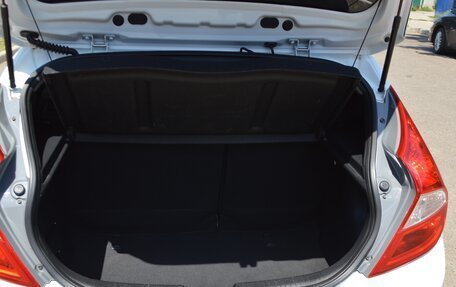 Hyundai Solaris II рестайлинг, 2016 год, 1 200 000 рублей, 26 фотография