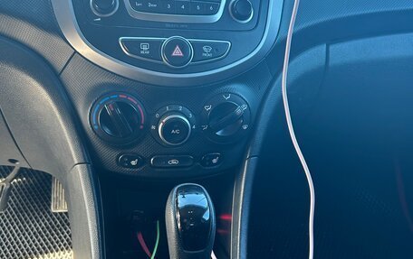 Hyundai Solaris II рестайлинг, 2014 год, 1 180 000 рублей, 22 фотография