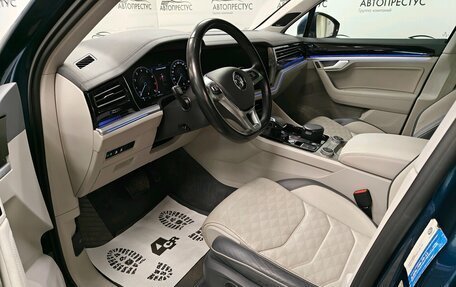 Volkswagen Touareg III, 2019 год, 3 600 000 рублей, 12 фотография