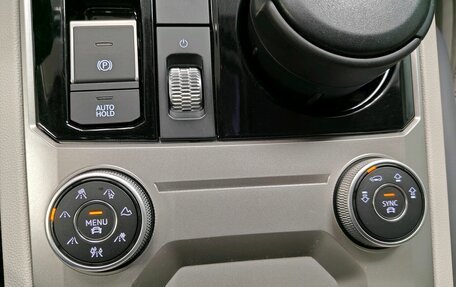 Volkswagen Touareg III, 2019 год, 3 600 000 рублей, 19 фотография