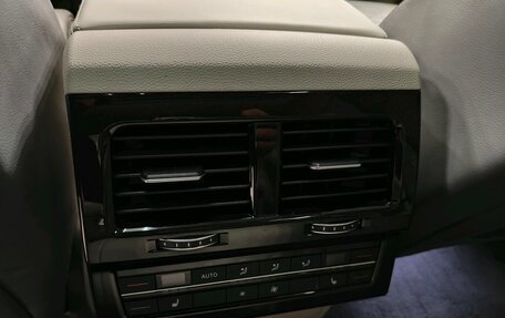 Volkswagen Touareg III, 2019 год, 3 600 000 рублей, 28 фотография