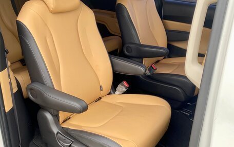 KIA Carnival, 2020 год, 3 450 000 рублей, 18 фотография