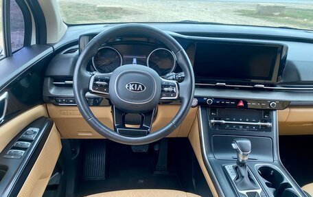 KIA Carnival, 2020 год, 3 450 000 рублей, 19 фотография