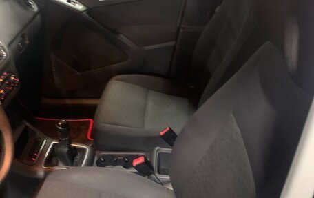 Volkswagen Tiguan I, 2012 год, 1 150 000 рублей, 16 фотография