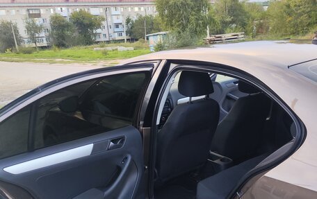 Volkswagen Jetta VI, 2011 год, 790 000 рублей, 12 фотография