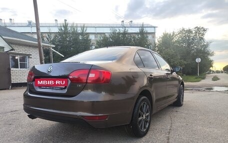 Volkswagen Jetta VI, 2011 год, 790 000 рублей, 10 фотография