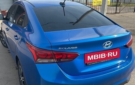 Hyundai Solaris II рестайлинг, 2017 год, 1 350 000 рублей, 5 фотография