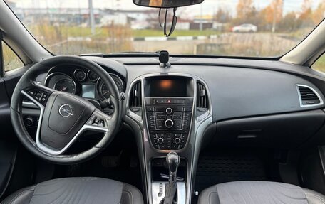 Opel Astra J, 2014 год, 1 080 000 рублей, 11 фотография