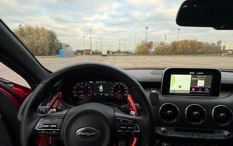 KIA Stinger I, 2018 год, 2 090 000 рублей, 10 фотография