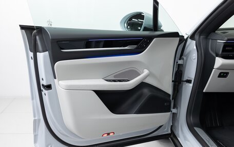 Porsche Macan, 2025 год, 11 690 000 рублей, 8 фотография