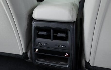 Porsche Macan, 2025 год, 11 690 000 рублей, 31 фотография