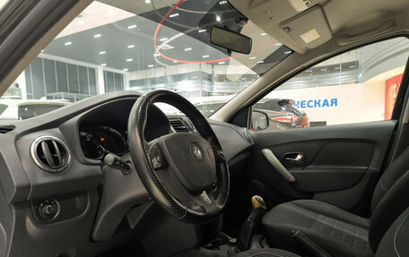 Renault Sandero II рестайлинг, 2017 год, 850 000 рублей, 20 фотография