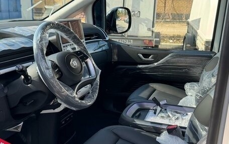 Hyundai Staria, 2025 год, 8 300 000 рублей, 6 фотография