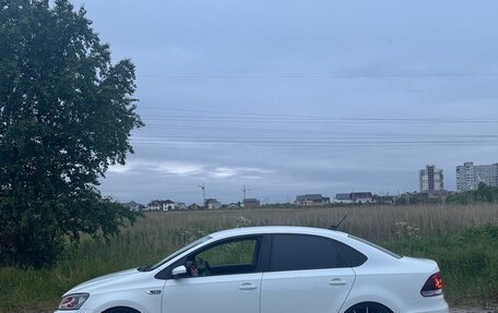 Volkswagen Polo VI (EU Market), 2018 год, 1 300 000 рублей, 1 фотография