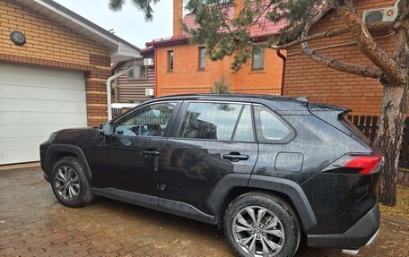 Toyota RAV4, 2023 год, 3 700 000 рублей, 7 фотография