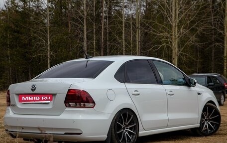 Volkswagen Polo VI (EU Market), 2018 год, 1 300 000 рублей, 3 фотография