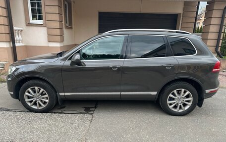 Volkswagen Touareg III, 2015 год, 3 050 000 рублей, 4 фотография