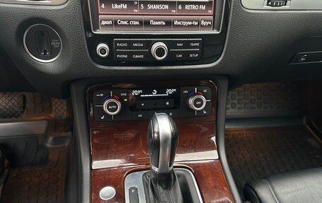 Volkswagen Touareg III, 2015 год, 3 050 000 рублей, 9 фотография