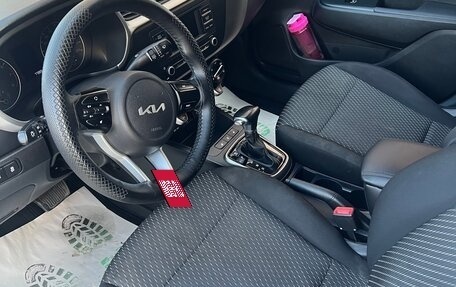 KIA Rio IV, 2022 год, 1 550 000 рублей, 7 фотография