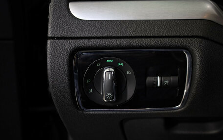 Skoda Superb III рестайлинг, 2014 год, 1 249 000 рублей, 15 фотография