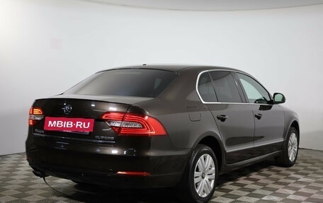 Skoda Superb III рестайлинг, 2014 год, 1 249 000 рублей, 5 фотография