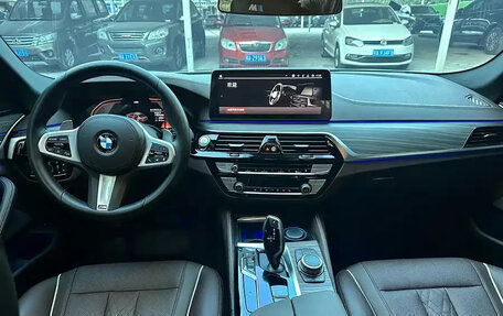 BMW 5 серия, 2022 год, 3 888 155 рублей, 6 фотография