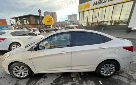 Hyundai Solaris II рестайлинг, 2015 год, 750 000 рублей, 4 фотография