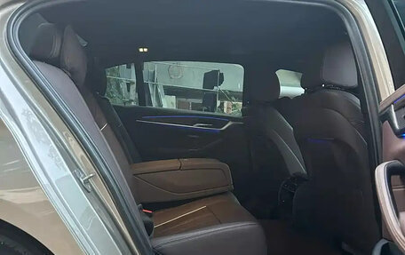 BMW 5 серия, 2022 год, 3 888 155 рублей, 8 фотография