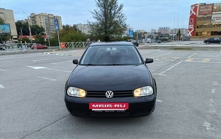 Volkswagen Golf IV, 2001 год, 650 000 рублей, 2 фотография