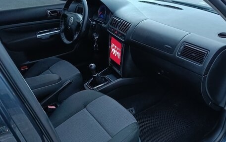 Volkswagen Golf IV, 2001 год, 650 000 рублей, 20 фотография