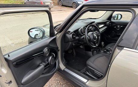 MINI Hatch, 2018 год, 1 790 000 рублей, 9 фотография