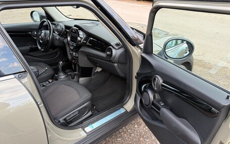 MINI Hatch, 2018 год, 1 790 000 рублей, 11 фотография