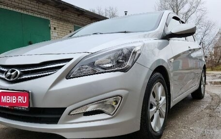 Hyundai Solaris II рестайлинг, 2016 год, 1 250 000 рублей, 1 фотография