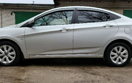 Hyundai Solaris II рестайлинг, 2016 год, 1 250 000 рублей, 2 фотография