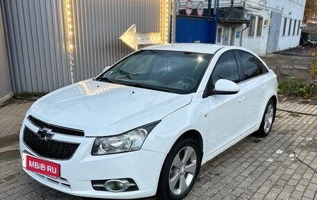 Chevrolet Cruze II, 2012 год, 700 000 рублей, 1 фотография