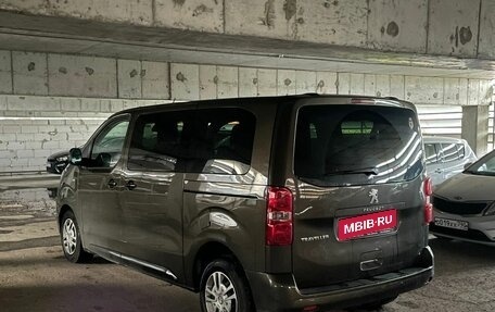 Peugeot Traveller I, 2018 год, 2 514 000 рублей, 3 фотография