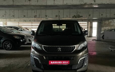 Peugeot Traveller I, 2018 год, 2 514 000 рублей, 2 фотография