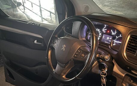 Peugeot Traveller I, 2018 год, 2 514 000 рублей, 14 фотография