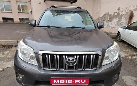 Toyota Land Cruiser Prado 150 рестайлинг 2, 2011 год, 2 150 000 рублей, 3 фотография