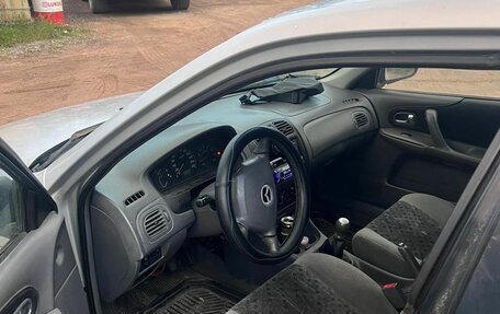 Mazda 323, 2000 год, 110 000 рублей, 12 фотография