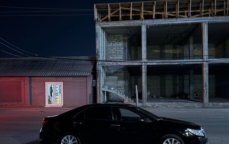 Toyota Camry, 2013 год, 1 950 000 рублей, 4 фотография