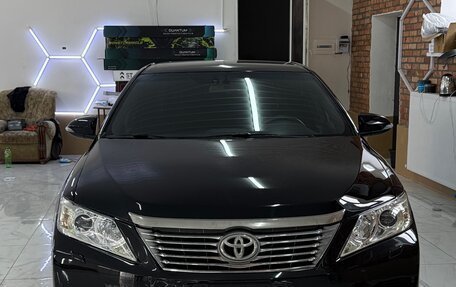 Toyota Camry, 2013 год, 1 950 000 рублей, 6 фотография