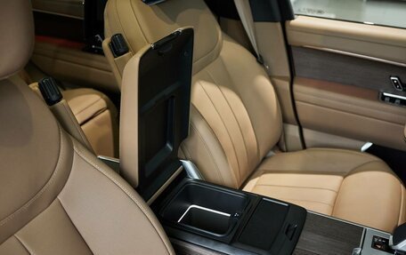 Land Rover Range Rover IV рестайлинг, 2025 год, 27 500 000 рублей, 23 фотография
