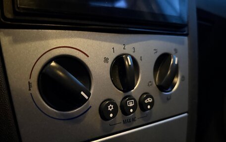 Opel Meriva, 2007 год, 490 000 рублей, 24 фотография