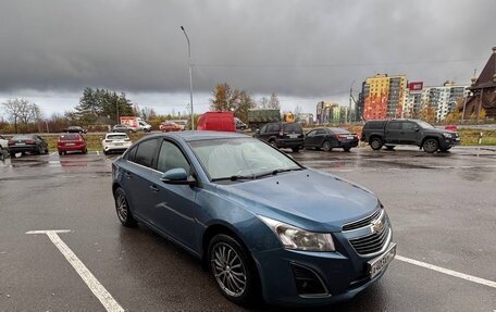 Chevrolet Cruze II, 2013 год, 550 000 рублей, 3 фотография