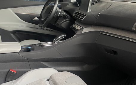 Peugeot 3008 II, 2020 год, 1 890 000 рублей, 14 фотография