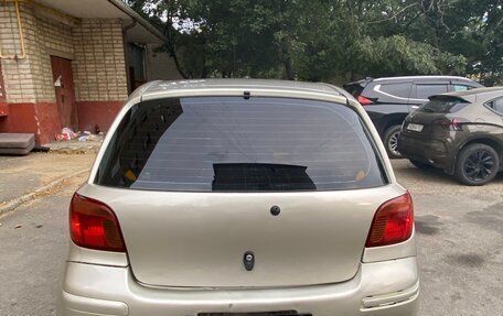 Toyota Vitz, 2002 год, 300 000 рублей, 2 фотография