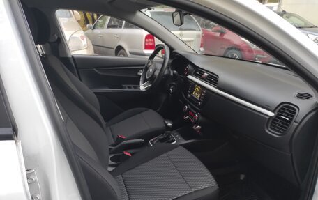 KIA Rio IV, 2020 год, 1 700 000 рублей, 9 фотография